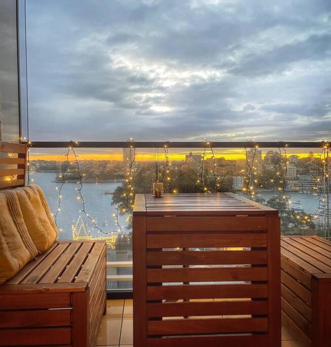 Luxury In Lavender Bay For Vivid